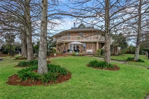 450 EDEN ISLES Boulevard
