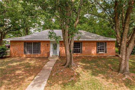 1108 JACKSON Circle