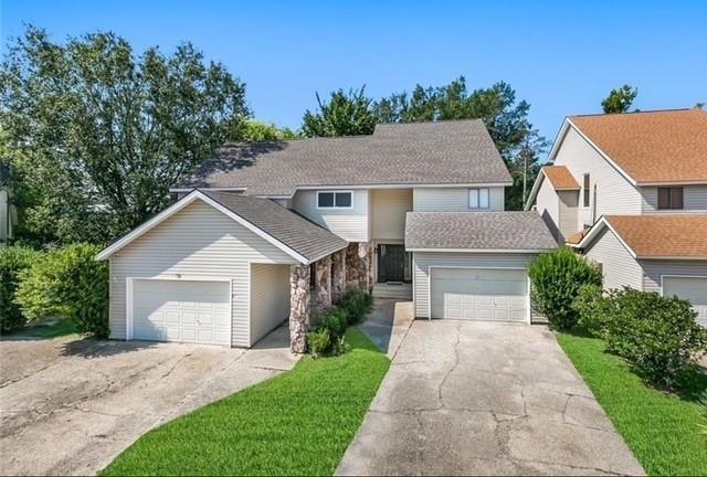 Image 2: 16 Caribbean Ct Mandeville