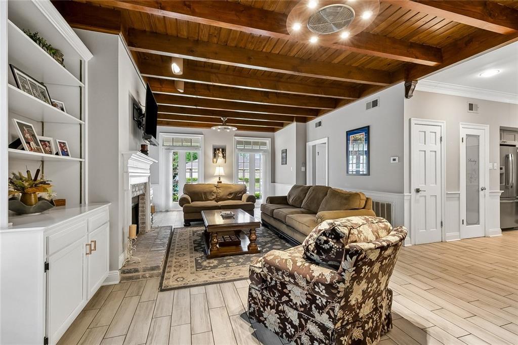 Image 4: Den/Family room