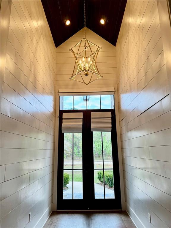 Image 4: Foyer / Entry