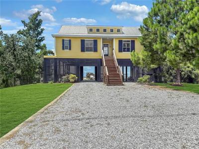 419 CARR Drive