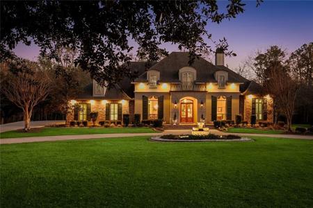 518 NORTHWOODS Drive