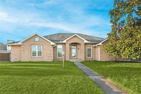 103 GRETEL Cove