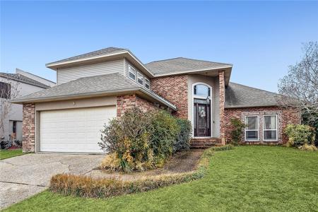 204 VALIANT Lane
