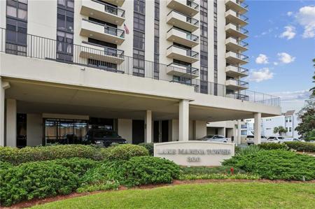 300 LAKE MARINA Avenue