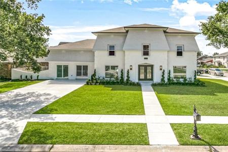 4920 LAKE VISTA Drive