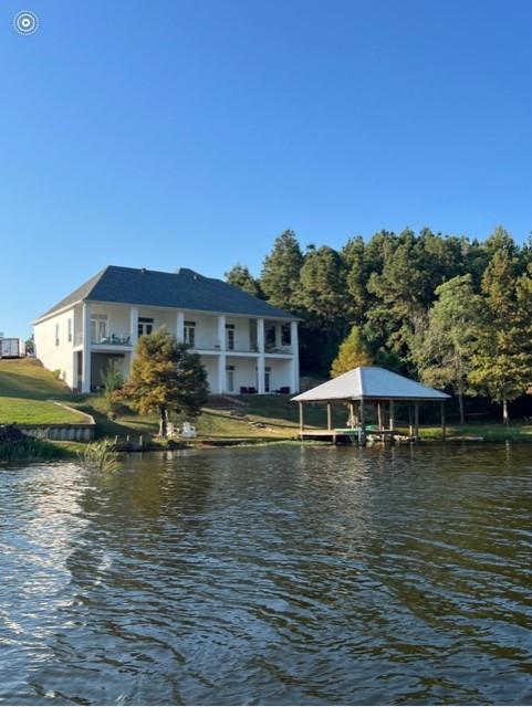 Image 2: WATER FRONT