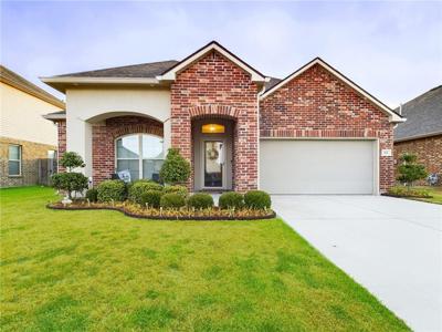 212 WEST LAKE Court