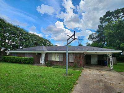 107 BIENVILLE Street