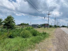 4897 PONTCHARTRAIN Drive