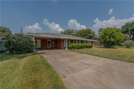 535 HUMMINGBIRD Lane