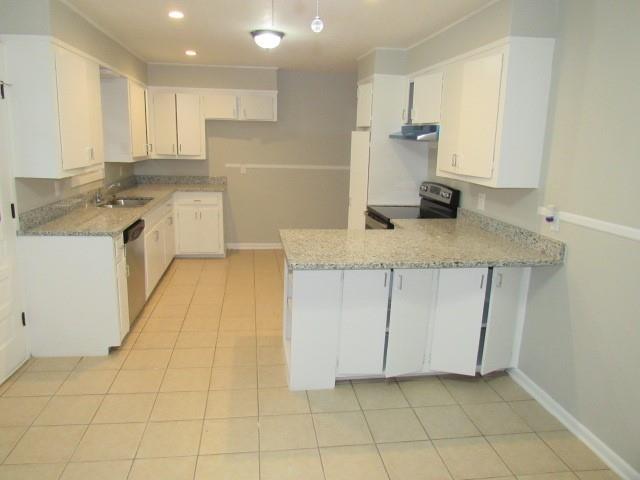 Image 3: Kitchen View 1