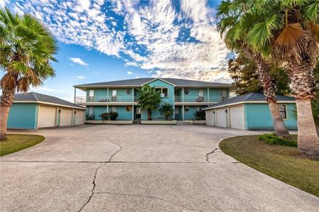 951 MARINA Drive