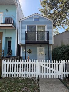 158 S ROADWAY Street