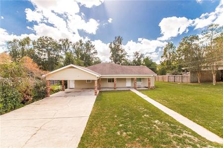 1360 EDWARD Lane