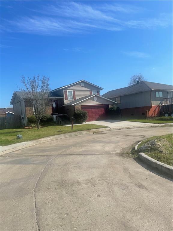 Image 3: CUL DE SAC VIEW