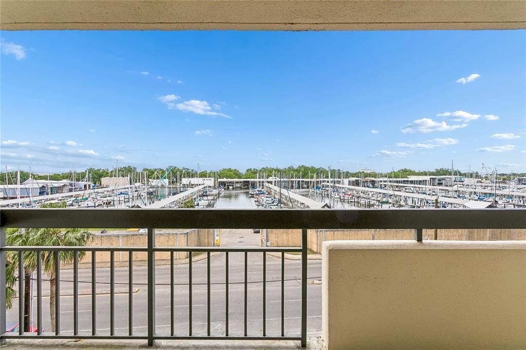 Image 4: View from private balcony
