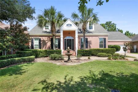 39 OAK TREE Drive
