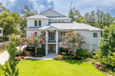468 E CHASE Court