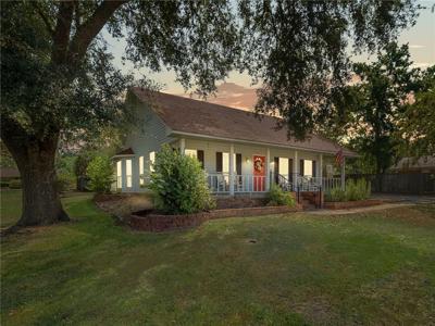 1509 E LAKESHORE Drive