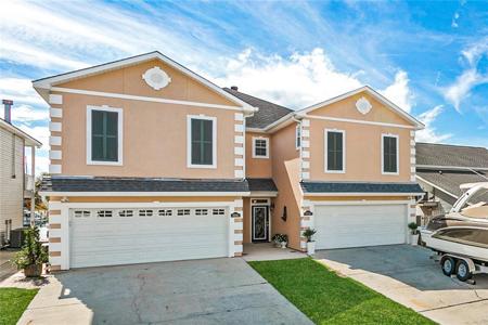 1041 MARINA Drive