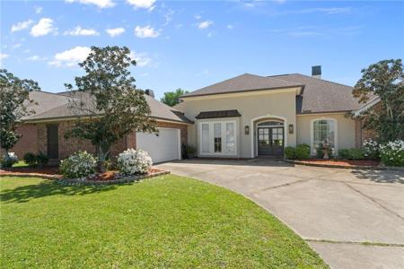 118 W AUGUSTA Lane