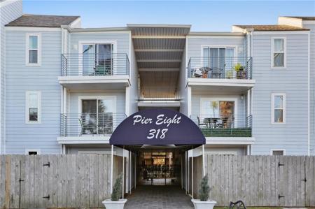 318 LAKE MARINA Avenue