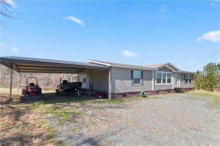 210 GRANDVIEW Court