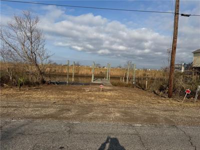 4957 PONTCHARTRAIN Drive