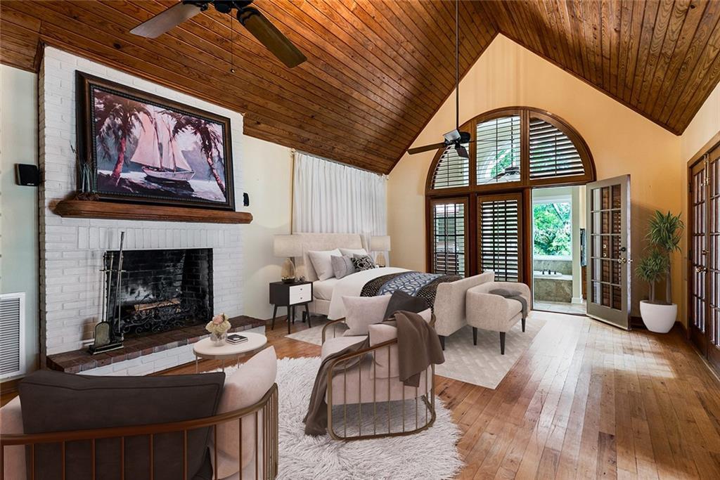 Image 4: Primary Bedroom