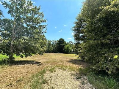 1325 W 22 Highway