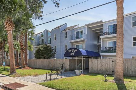 318 LAKE MARINA Drive