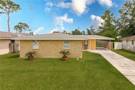 328 HICKORY Drive