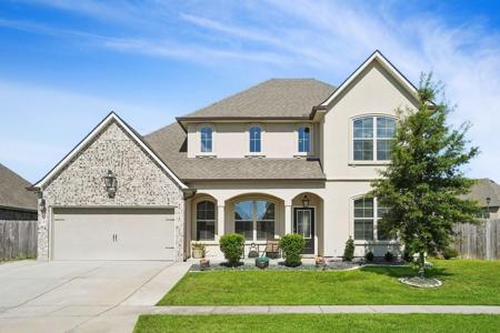 5737 LAUREL TREE Way