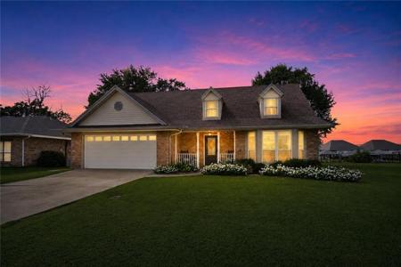 226 MOONRAKER Drive