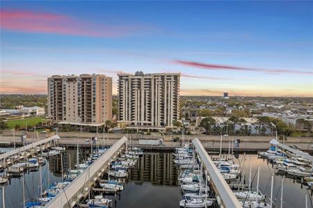 300 LAKE MARINA Avenue