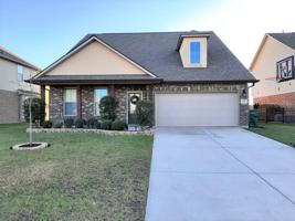 337 E LAKE Drive