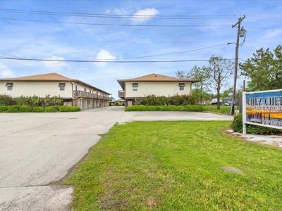 4638 PONTCHARTRAIN Drive