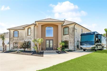 121 MARLIN Drive