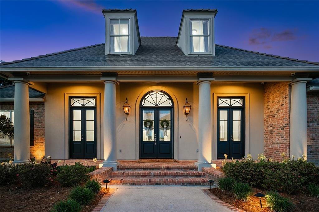 Image 4: Porch