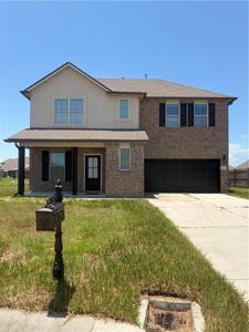 224 W LAKE Court