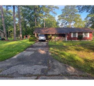 423 BANKSTON Drive