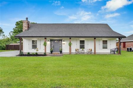 131 BAYOU ESTATES Drive