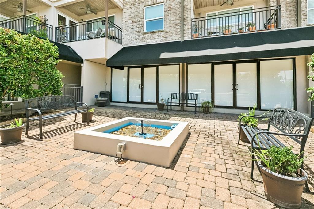 Image 2: OUTSIDE FRONT COURTYARD