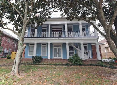 32 MESA Street