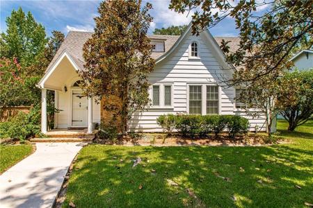 707 N BORDER Drive