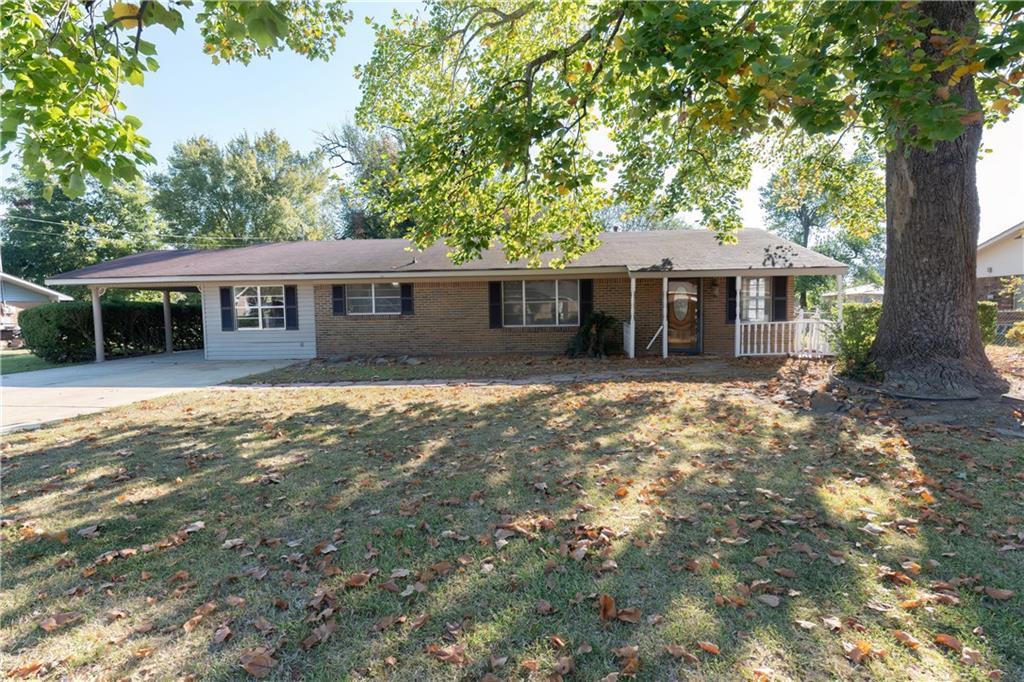 Image 1: Front of Home