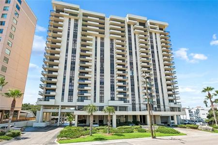 300 LAKE MARINA Avenue