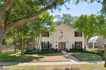 5209 GREEN ACRES Court